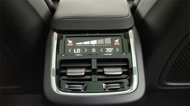 new 2026 Volvo XC60 car, priced at $64,095