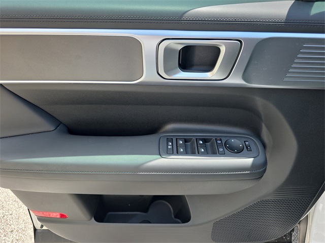 new 2025 Hyundai Santa Fe car, priced at $40,081
