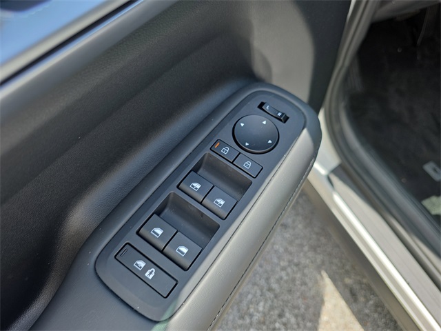 new 2025 Hyundai Santa Fe car, priced at $40,081