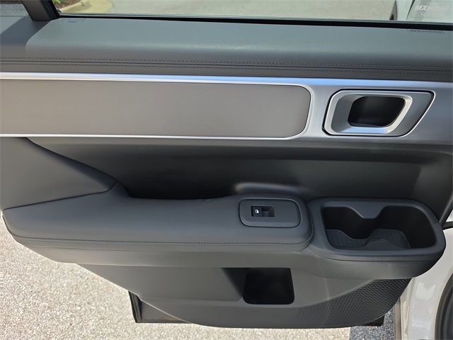 new 2025 Hyundai Santa Fe car, priced at $40,081