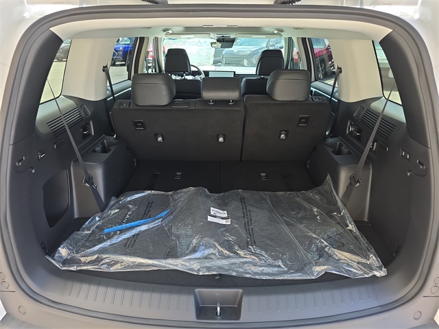 new 2025 Hyundai Santa Fe car, priced at $40,081