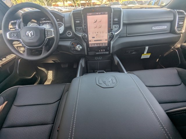new 2025 Ram 1500 car, priced at $55,565