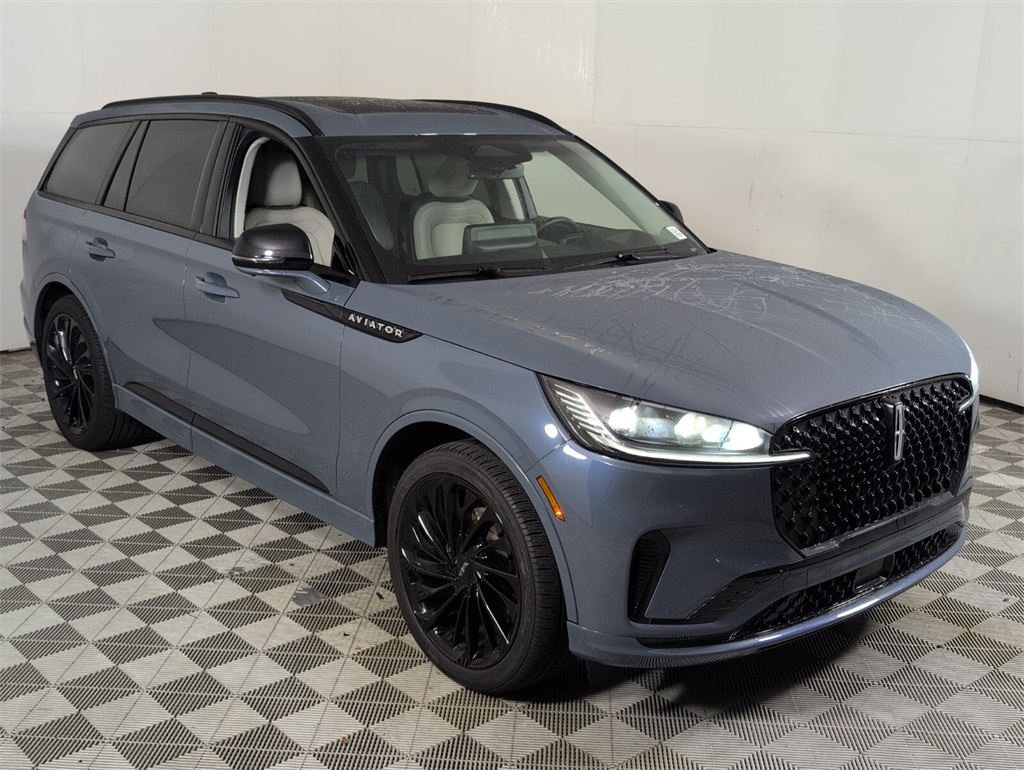 new 2025 Lincoln Aviator car