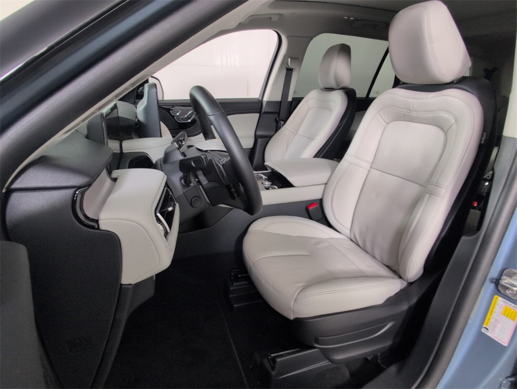 new 2025 Lincoln Aviator car