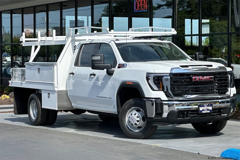 new 2025 GMC Sierra 3500HD car, priced at $63,233