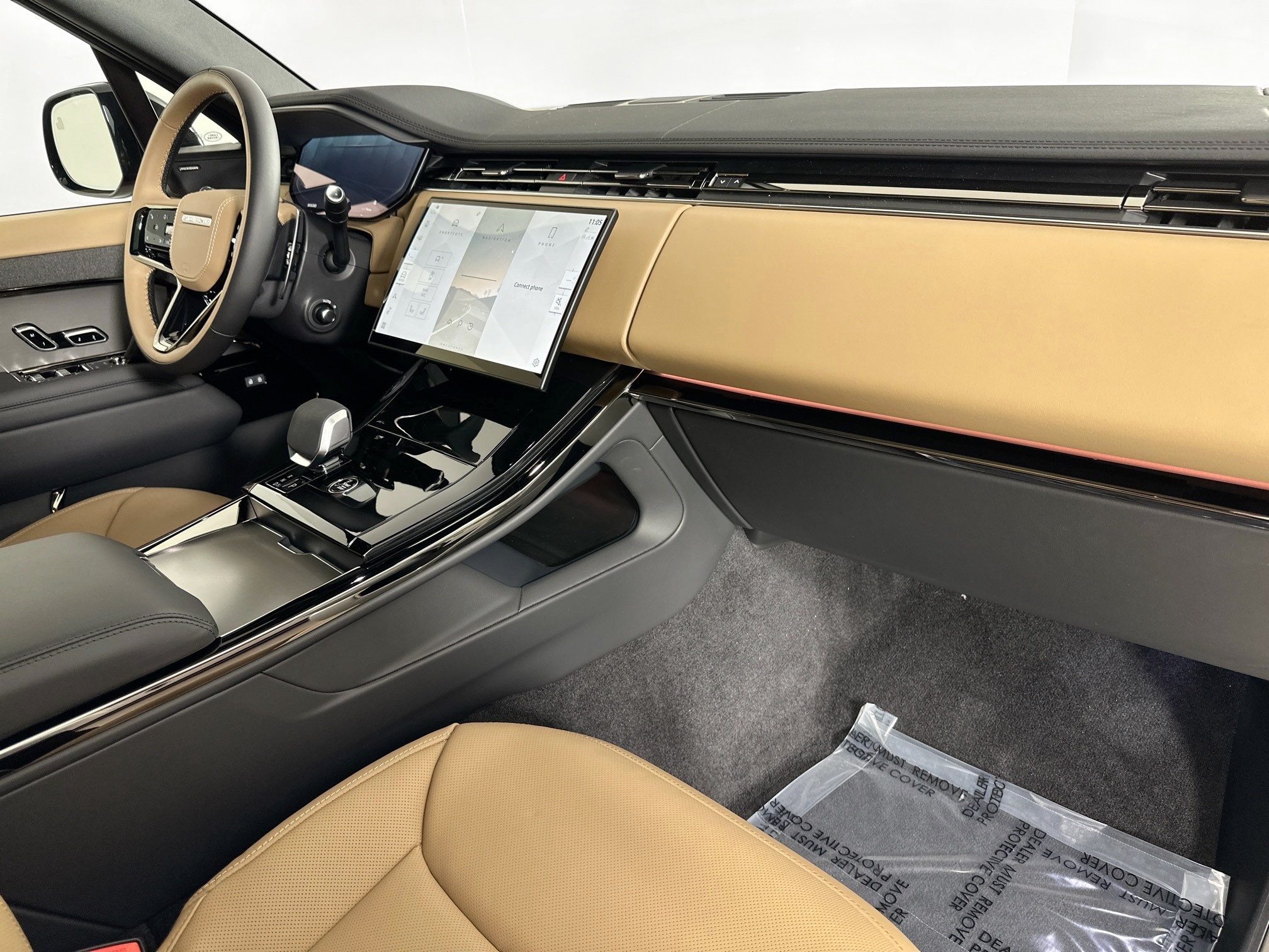 new 2025 Land Rover Range Rover Sport car, priced at $114,240