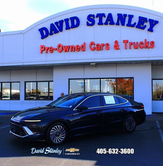 used 2024 Hyundai Sonata Hybrid car, priced at $28,756