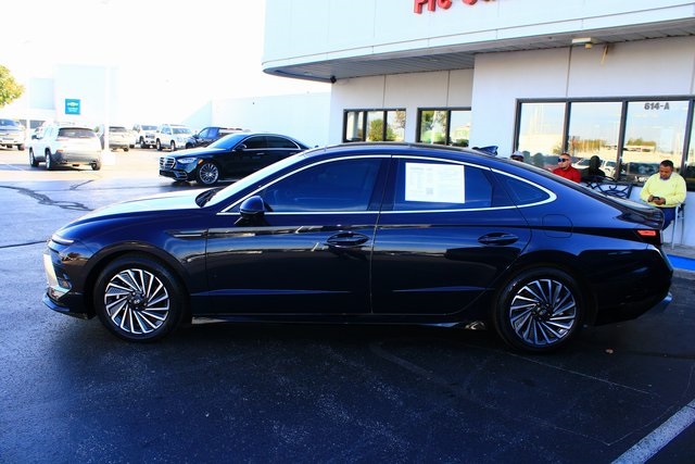 used 2024 Hyundai Sonata Hybrid car, priced at $28,756