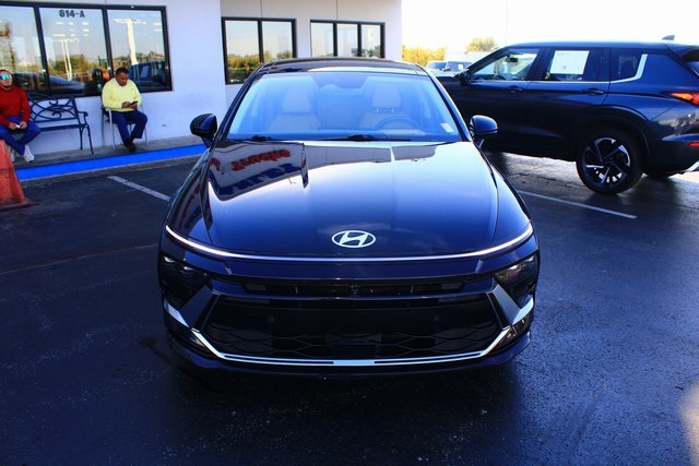 used 2024 Hyundai Sonata Hybrid car, priced at $28,756
