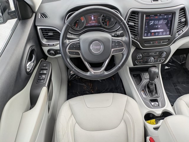 used 2021 Jeep Cherokee car, priced at $16,383
