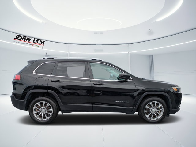 used 2021 Jeep Cherokee car, priced at $16,383