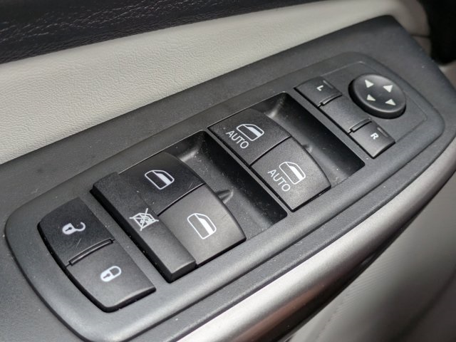 used 2021 Jeep Cherokee car, priced at $16,383
