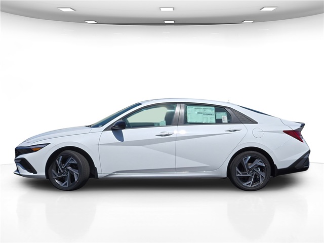 new 2025 Hyundai Elantra Hybrid car, priced at $25,840
