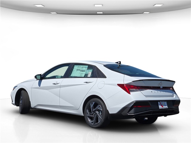 new 2025 Hyundai Elantra Hybrid car, priced at $25,840