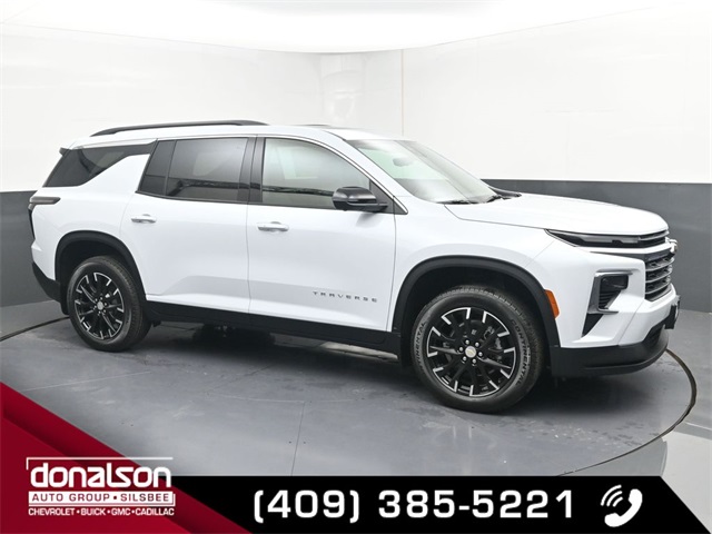 new 2026 Chevrolet Traverse car, priced at $48,451