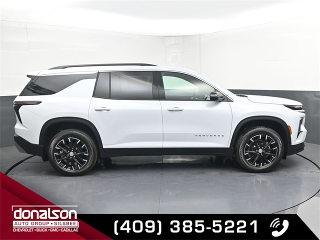 new 2026 Chevrolet Traverse car, priced at $48,451
