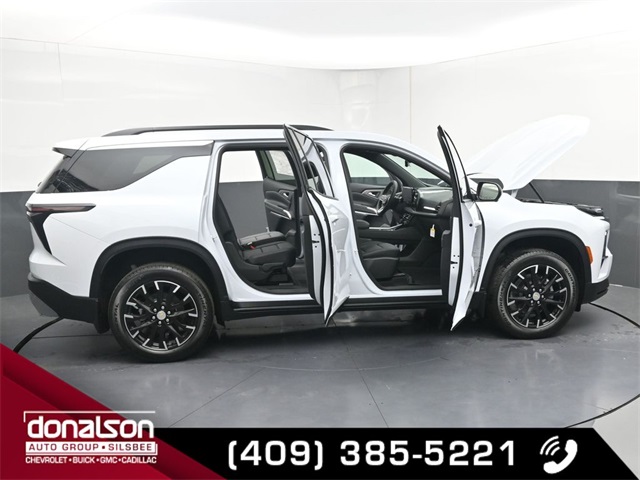 new 2026 Chevrolet Traverse car, priced at $48,451