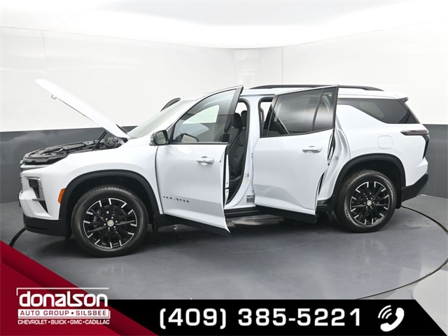 new 2026 Chevrolet Traverse car, priced at $48,451