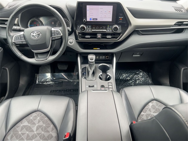 used 2024 Toyota Highlander Hybrid car, priced at $44,911
