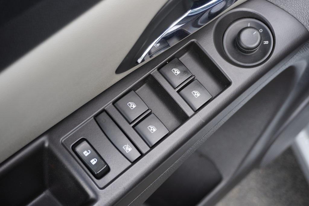 used 2015 Chevrolet Cruze car, priced at $9,500