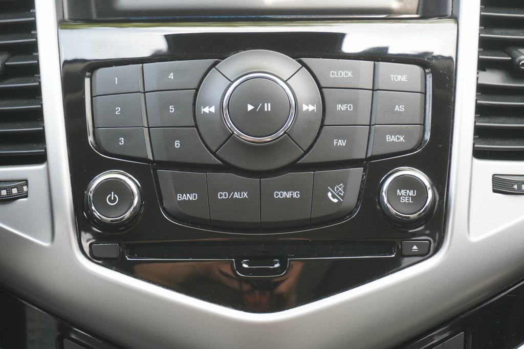 used 2015 Chevrolet Cruze car, priced at $9,500
