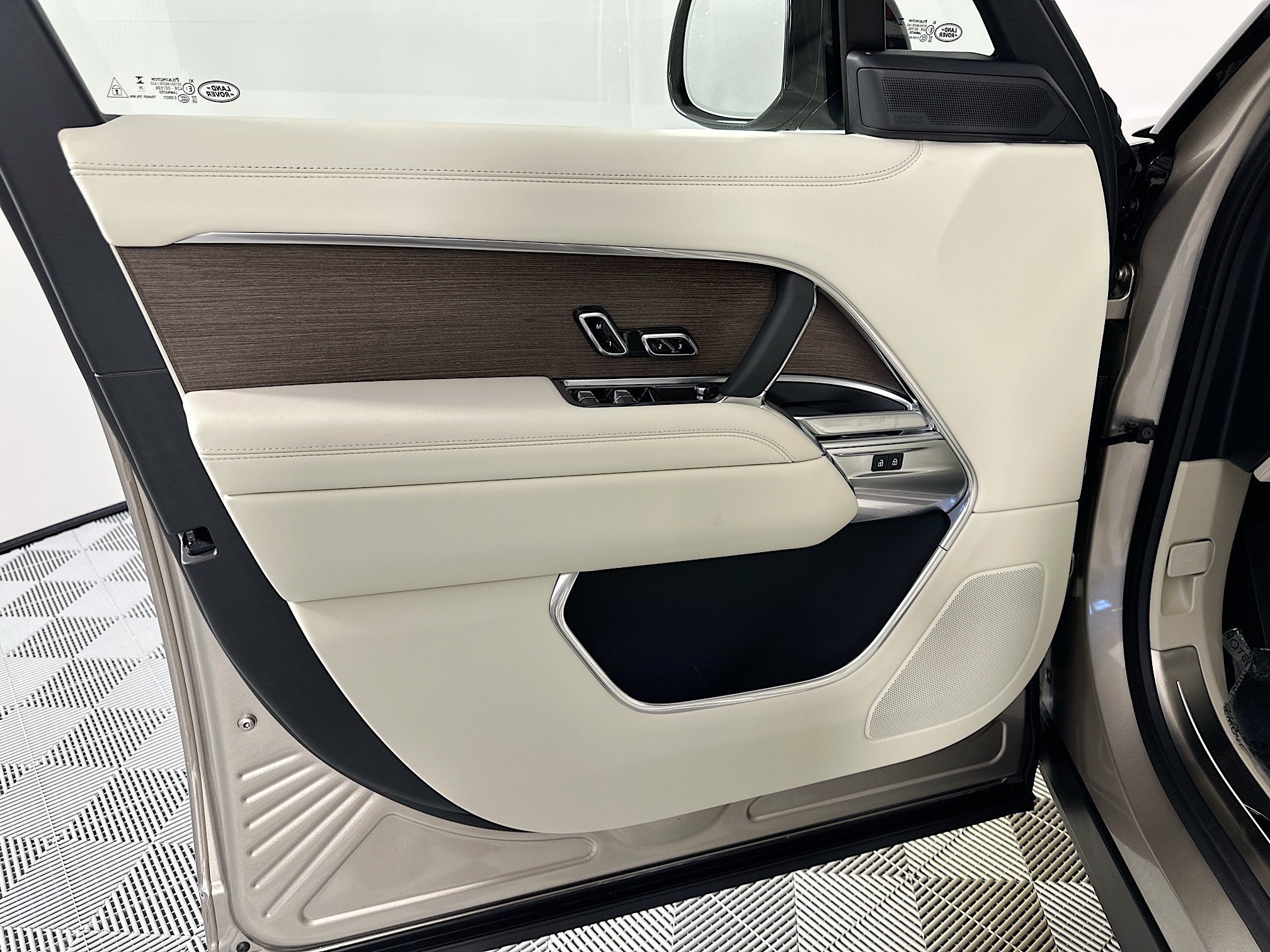 new 2025 Land Rover Range Rover car, priced at $150,000