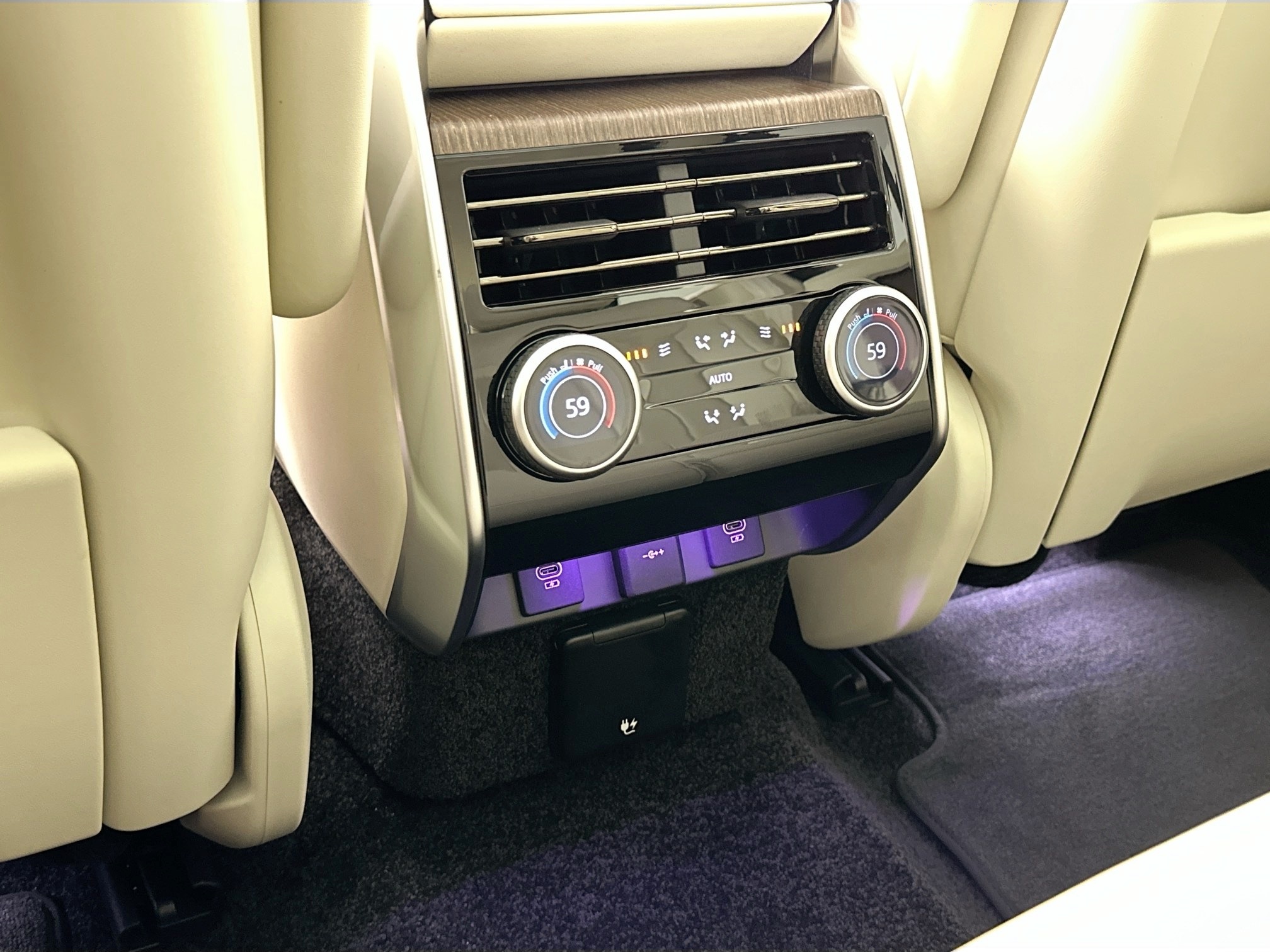 new 2025 Land Rover Range Rover car, priced at $150,000