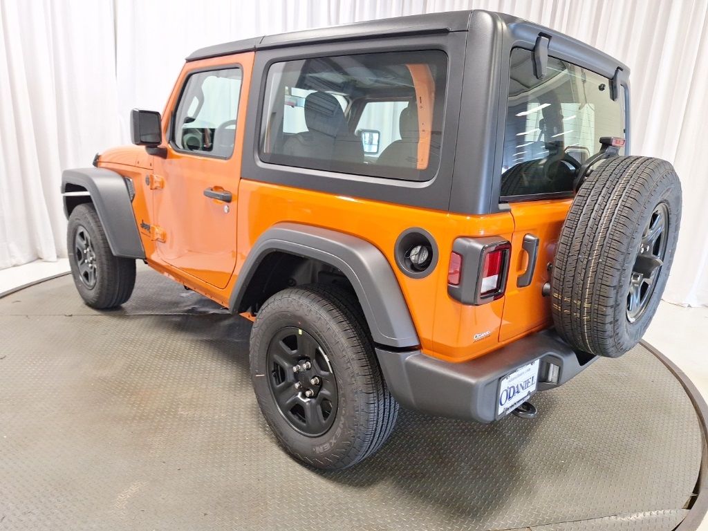 new 2025 Jeep Wrangler car, priced at $33,833