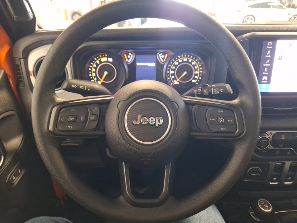 new 2025 Jeep Wrangler car, priced at $33,833
