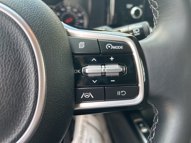used 2022 Kia Sorento Hybrid car, priced at $26,490