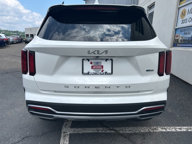 used 2022 Kia Sorento Hybrid car, priced at $26,490