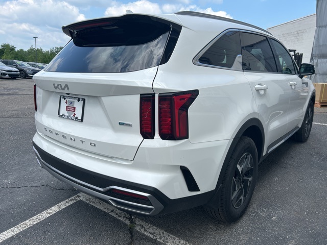 used 2022 Kia Sorento Hybrid car, priced at $26,490