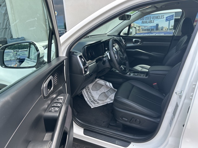 used 2022 Kia Sorento Hybrid car, priced at $26,490