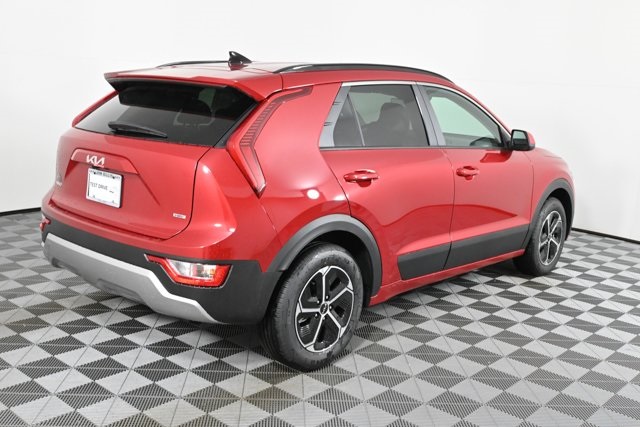 new 2025 Kia Niro car, priced at $28,281
