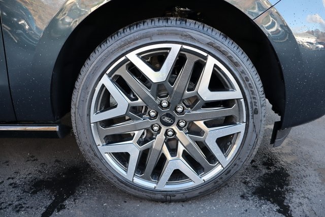 new 2025 Ford Expedition Max car, priced at $93,510