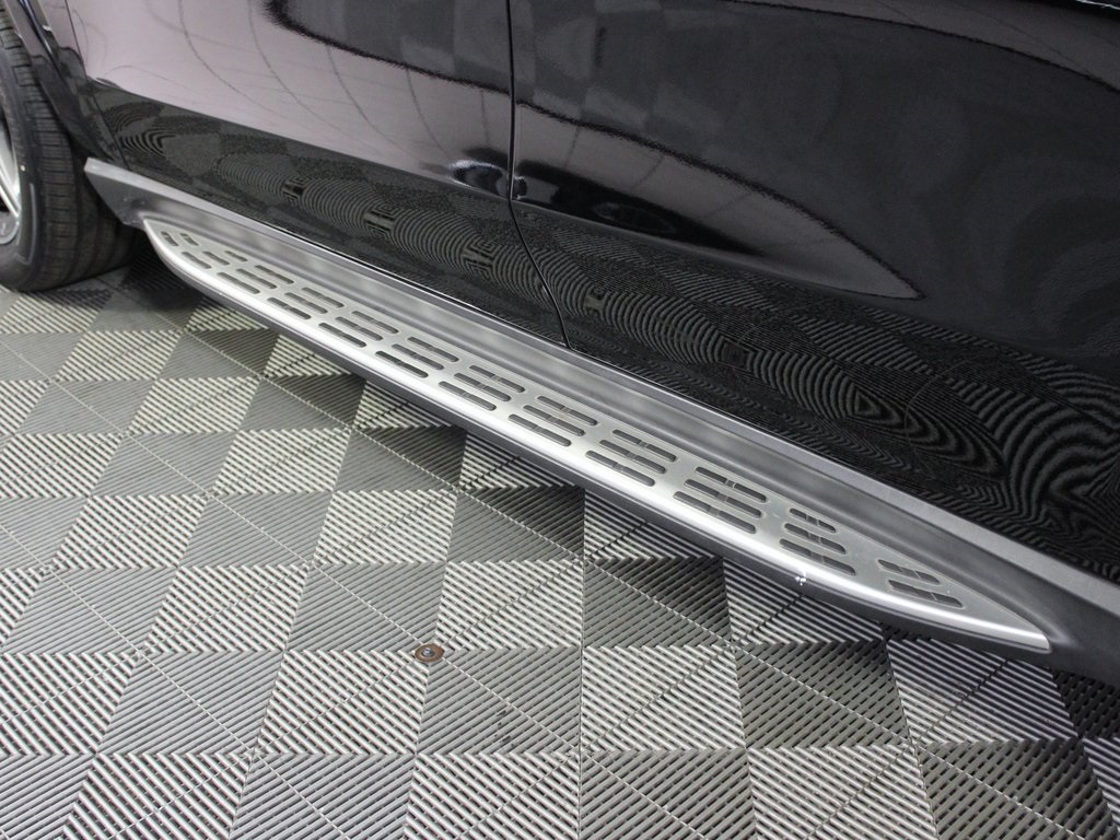 used 2021 Mercedes-Benz GLE car, priced at $39,685