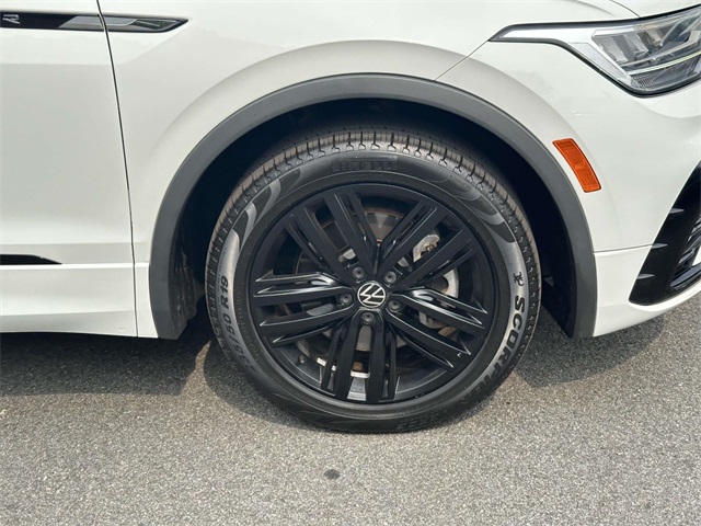 used 2022 Volkswagen Tiguan car, priced at $28,616