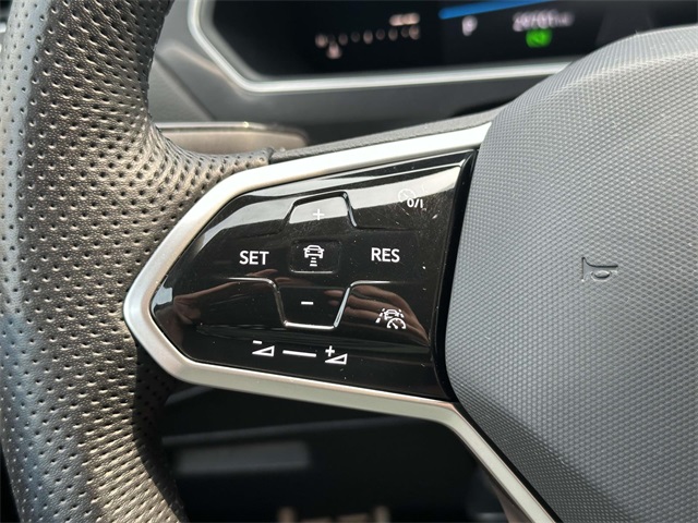 used 2022 Volkswagen Tiguan car, priced at $28,616