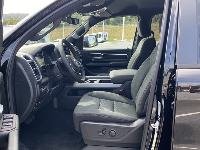 new 2025 Ram 1500 car, priced at $43,842