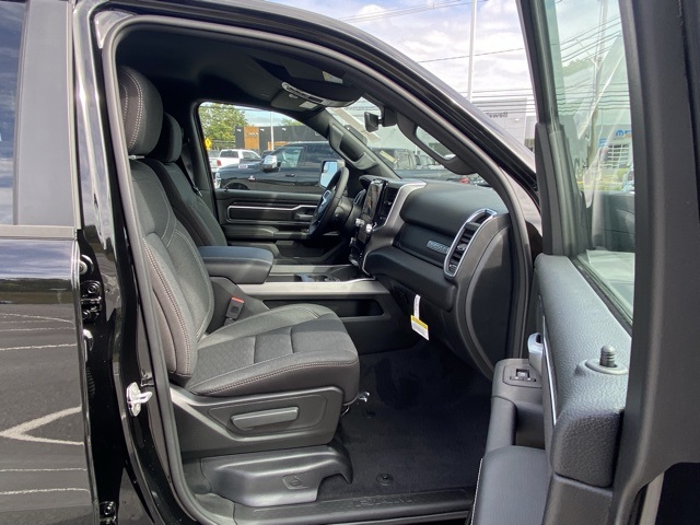 new 2025 Ram 1500 car, priced at $43,842