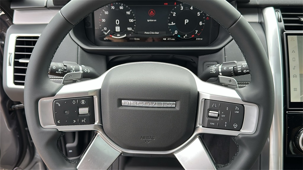 new 2025 Land Rover Discovery car, priced at $82,628