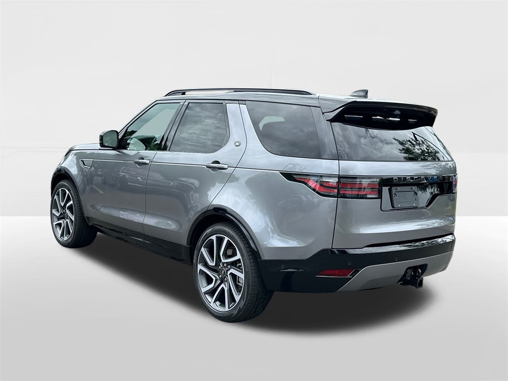 new 2025 Land Rover Discovery car, priced at $82,628
