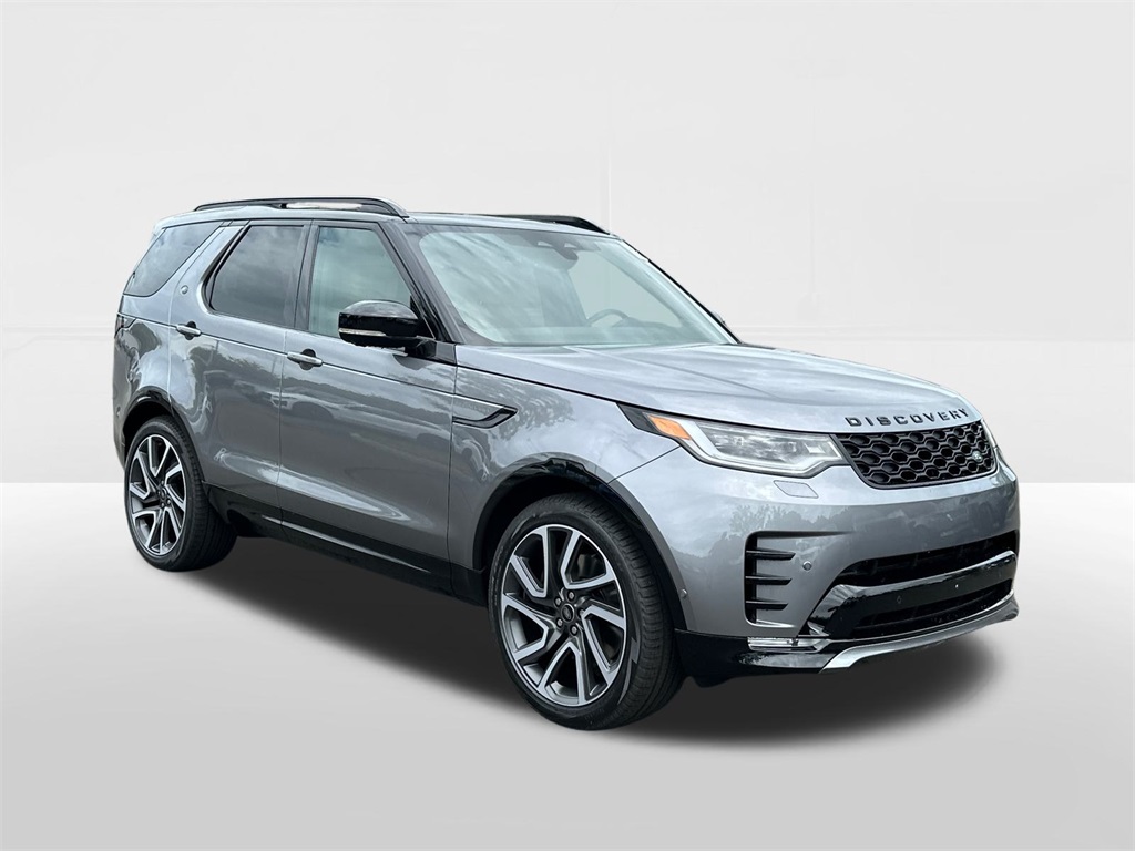 new 2025 Land Rover Discovery car, priced at $82,628