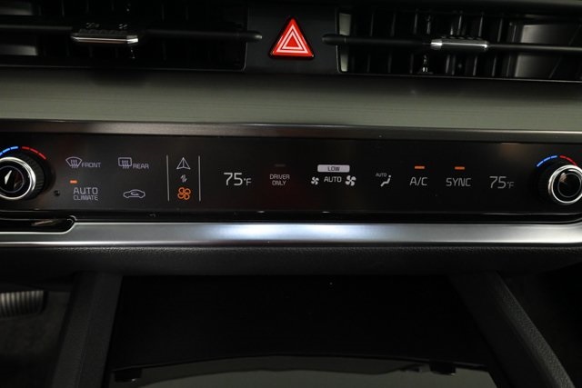 new 2025 Kia Sportage Hybrid car, priced at $36,600