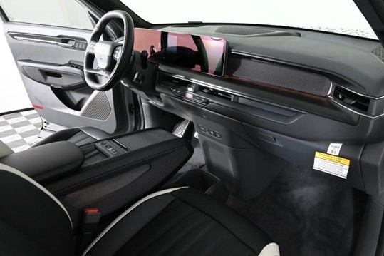 new 2026 Kia EV9 car, priced at $72,465