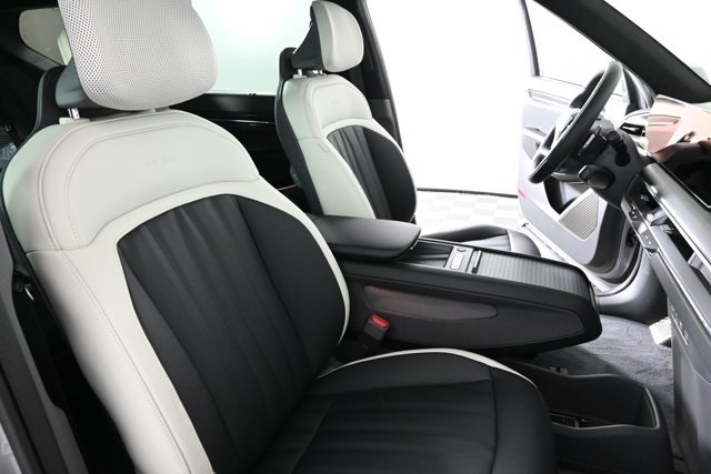 new 2026 Kia EV9 car, priced at $72,465
