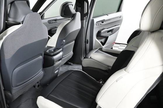 new 2026 Kia EV9 car, priced at $72,465