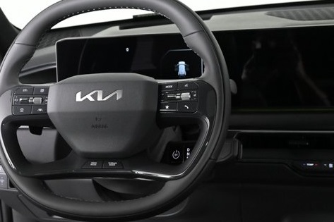 new 2026 Kia EV9 car, priced at $72,465