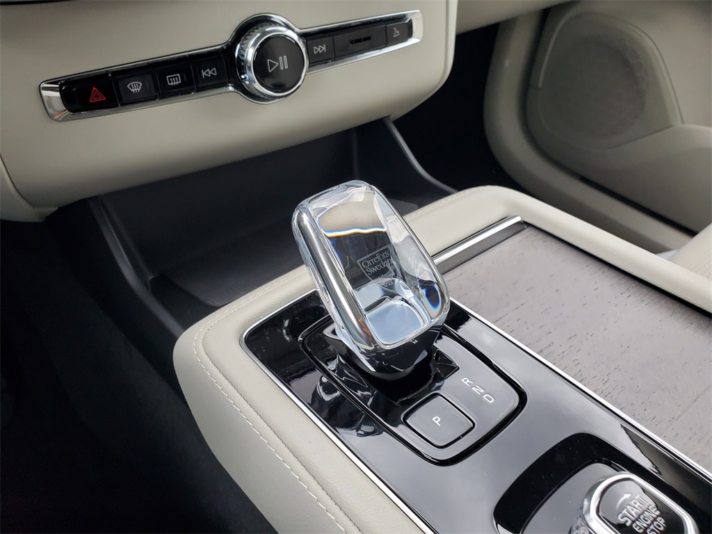 new 2026 Volvo XC90 car, priced at $71,655