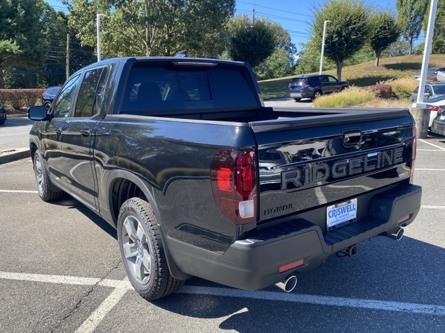 new 2025 Honda Ridgeline car, priced at $41,552